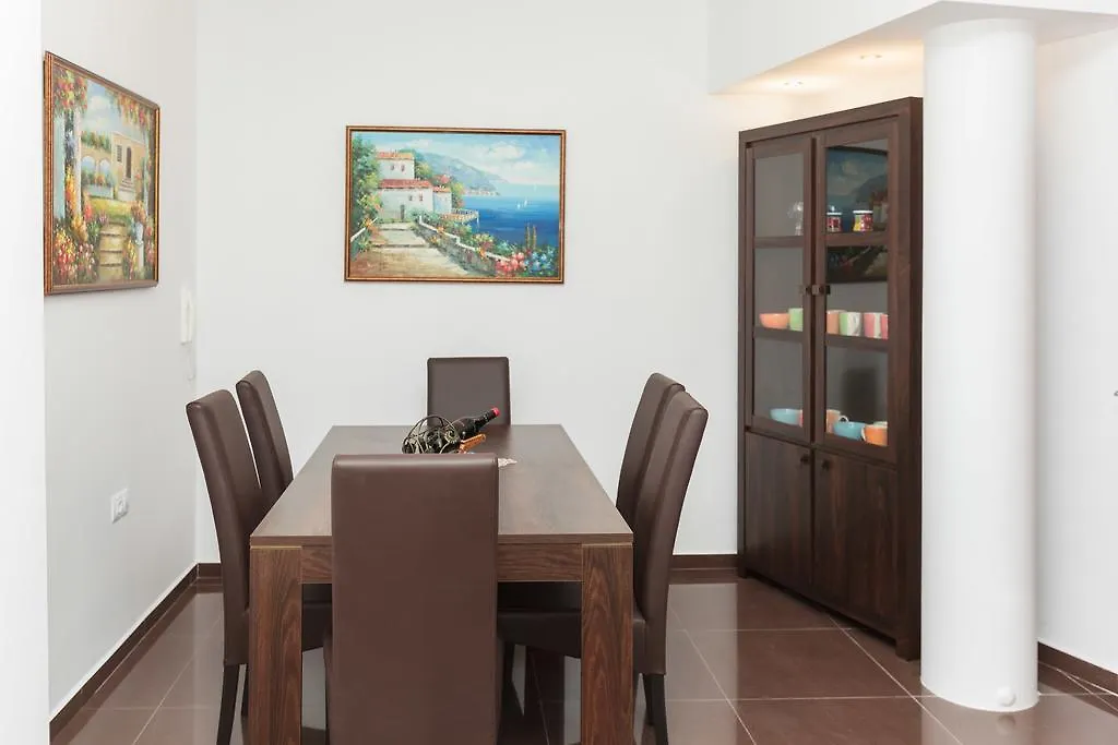 Main Street Hostel Burgas City 0*,  Bulgaria